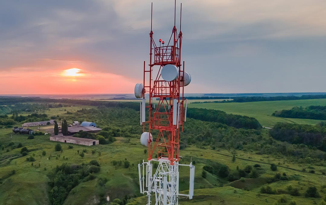 RF & Microwave 101: Design Tips and Product Selection Guide